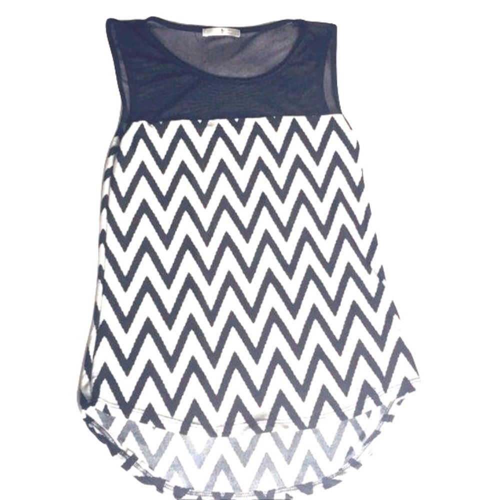 Blu Planet sleeveless blouse black white chevron mesh lightweight casual top S - Picture 8 of 8